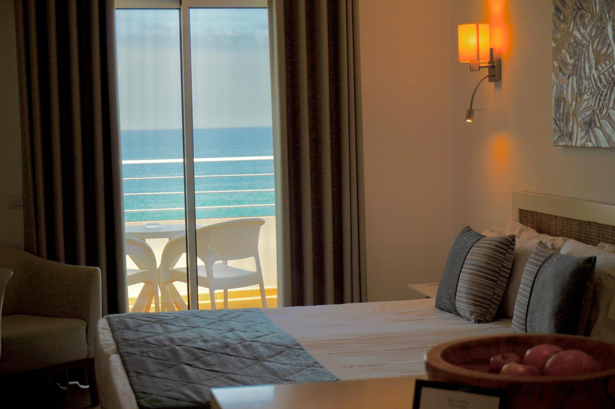 Hotel Clube Porto Mos - Sunplace & 4*
